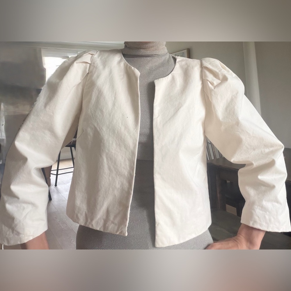 $198 WILFRED S/M Puff Shoulder Cream cropped Jacket Blazer COTTON